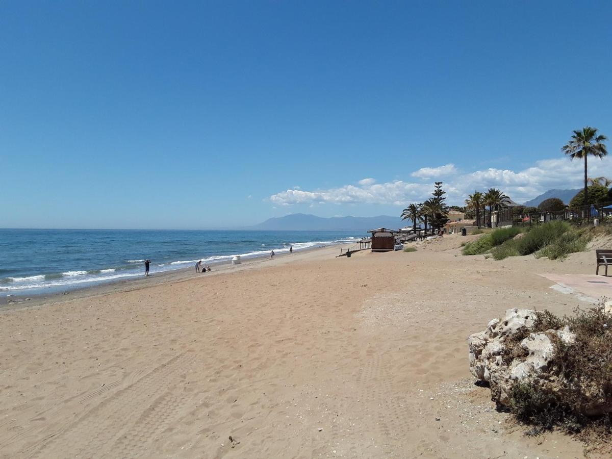 מארבלה Beachfront Neptuno I, Complex,Views,Pool,Garden, Elviria מראה חיצוני תמונה