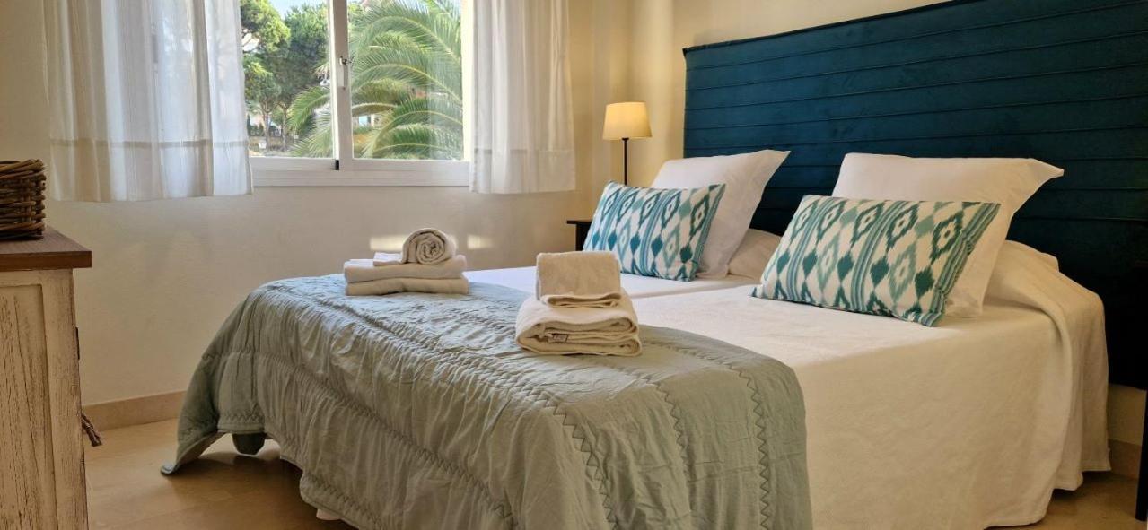 מארבלה Beachfront Neptuno I, Complex,Views,Pool,Garden, Elviria מראה חיצוני תמונה