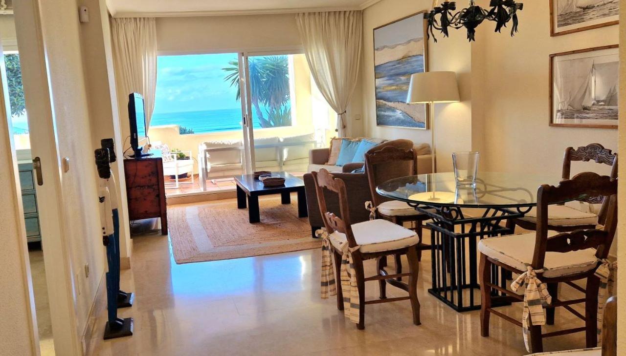 מארבלה Beachfront Neptuno I, Complex,Views,Pool,Garden, Elviria מראה חיצוני תמונה